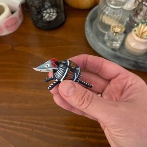 💙❤️Handcrafted Armadillo Figurine